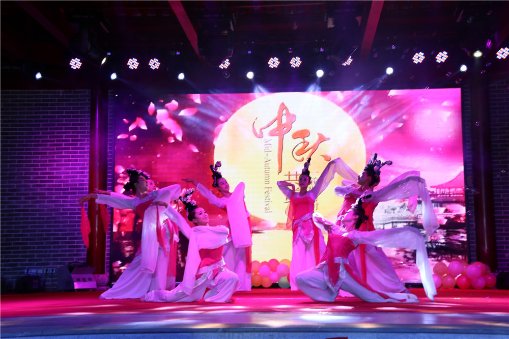 拉斯维加斯游戏3499集团举行“2016•中秋联欢会”